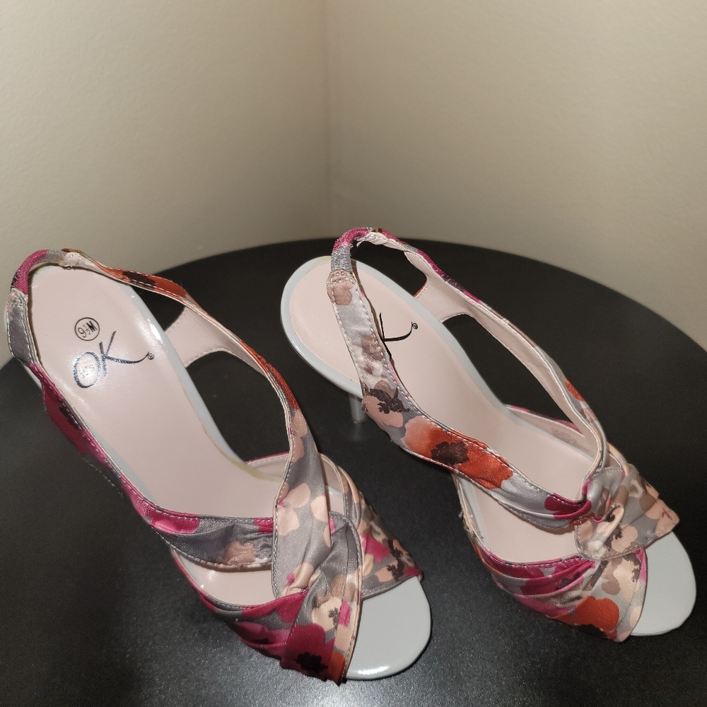 It's Ok Satin Pumps